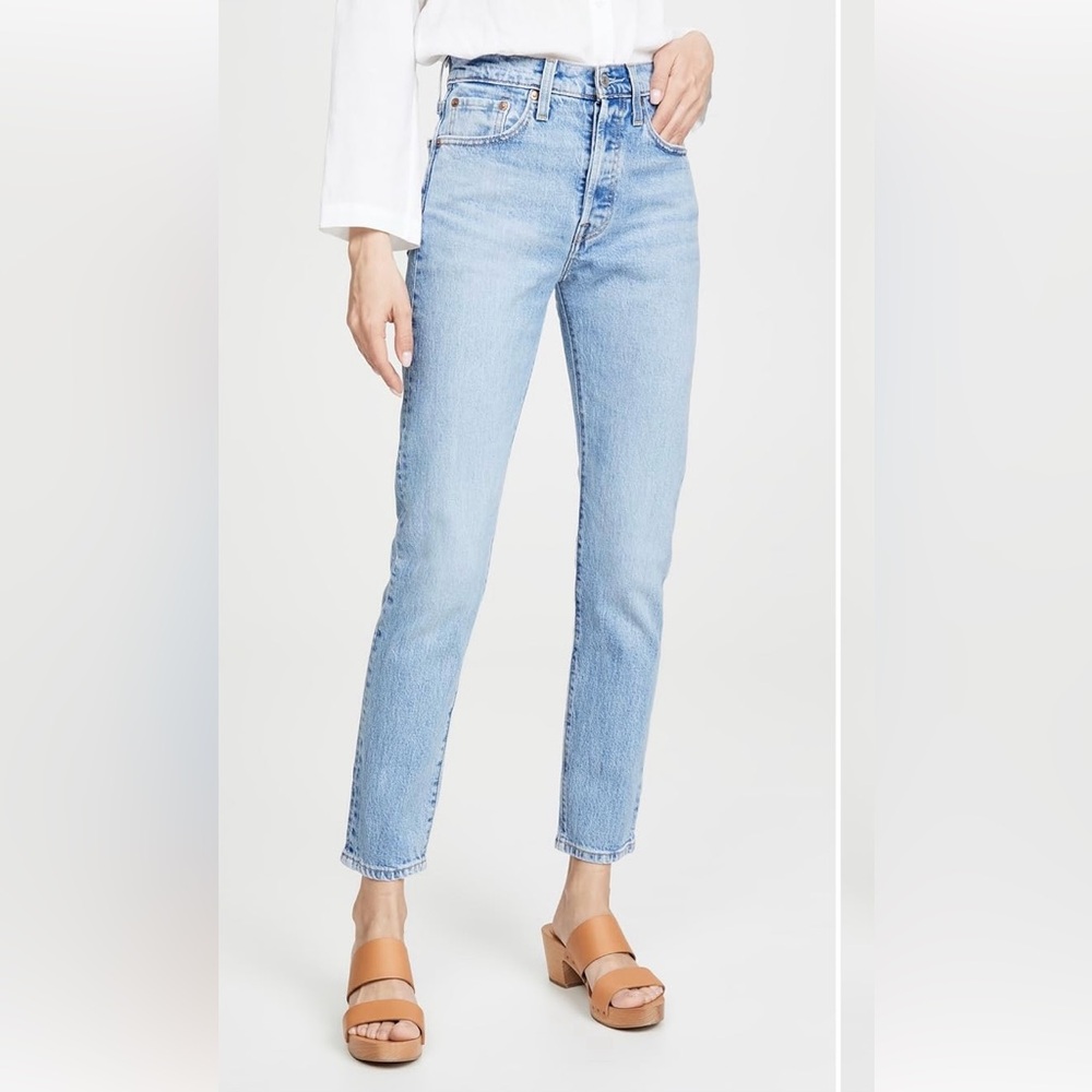 NWOT Levi’s 501 Skinny Jeans, Size 31